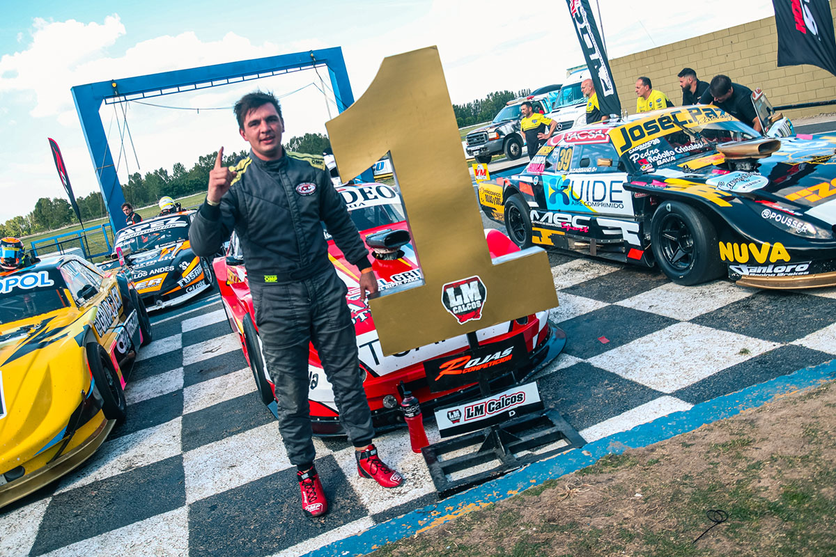 PASQUALE,  CAGGIANO Y COSTAS GANADORES DE LA CLASE B